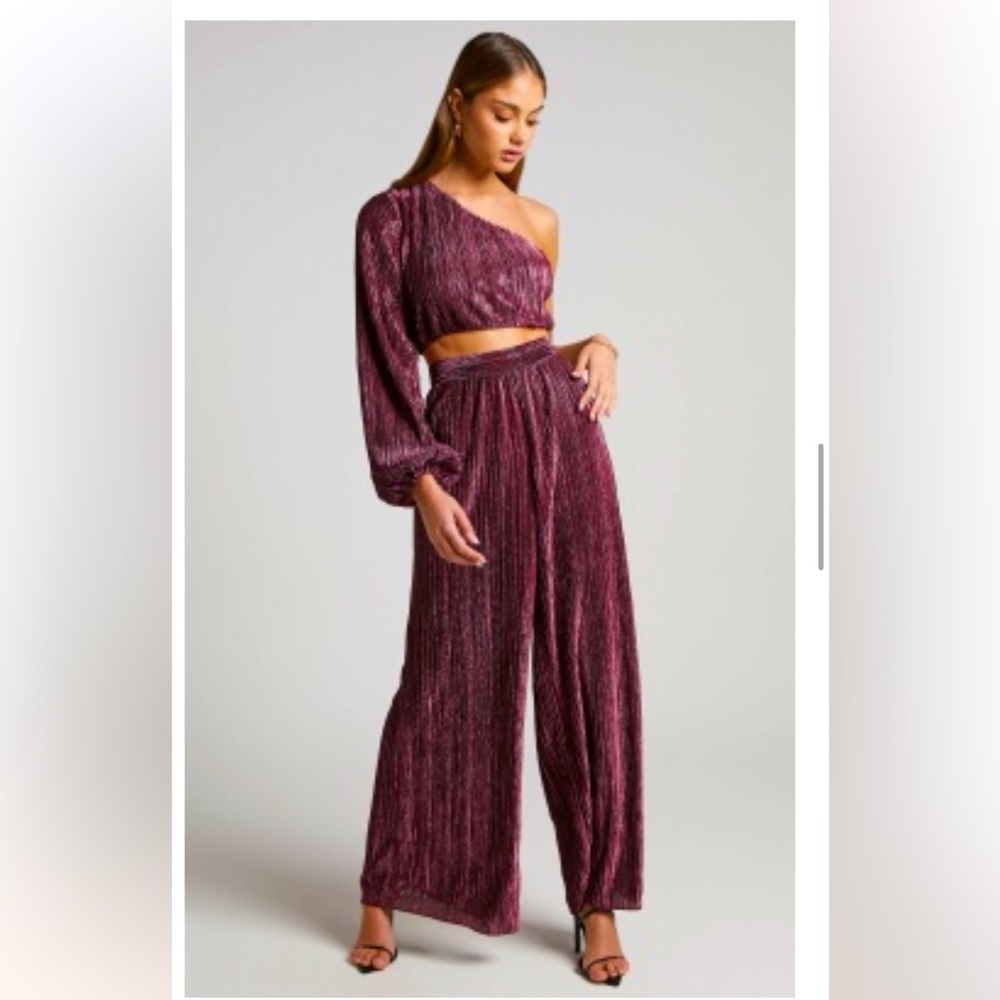 Showpo Roellah Top and Pants set